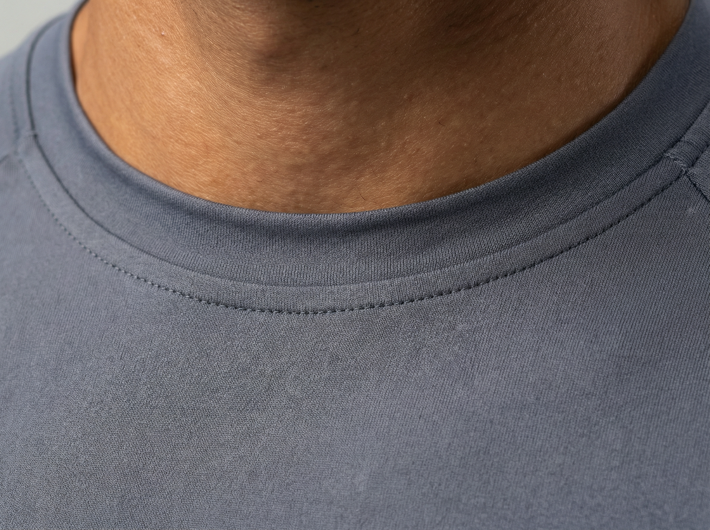 GRAY BATMAN REFLICTIVE T-SHIRT